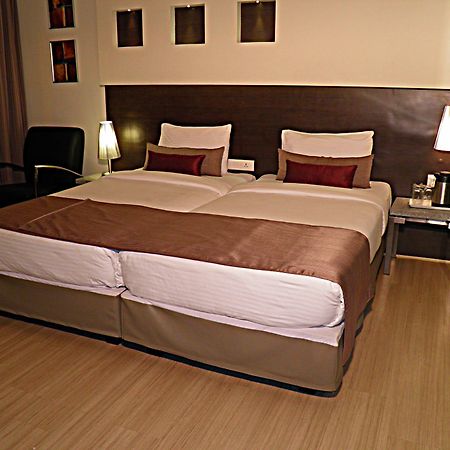 Sentosa Resorts Chinchvad ภายนอก รูปภาพ