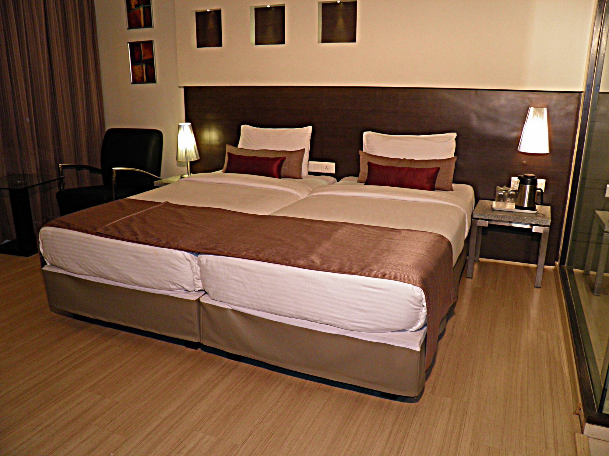 Sentosa Resorts Chinchvad ภายนอก รูปภาพ